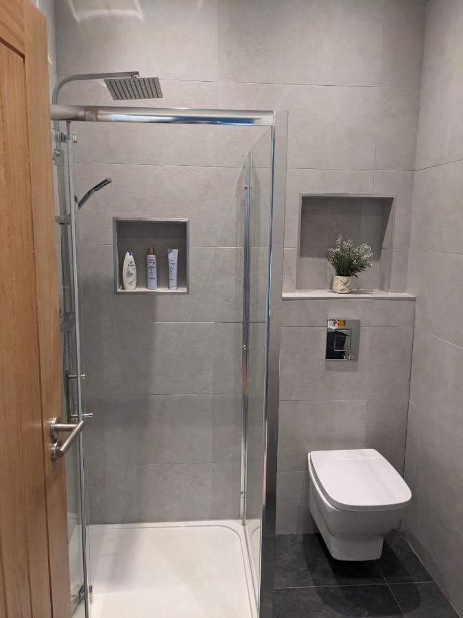Modern Aptmt, 2 Stops To Central London, Smart Lock, Netflix Ealing Εξωτερικό φωτογραφία