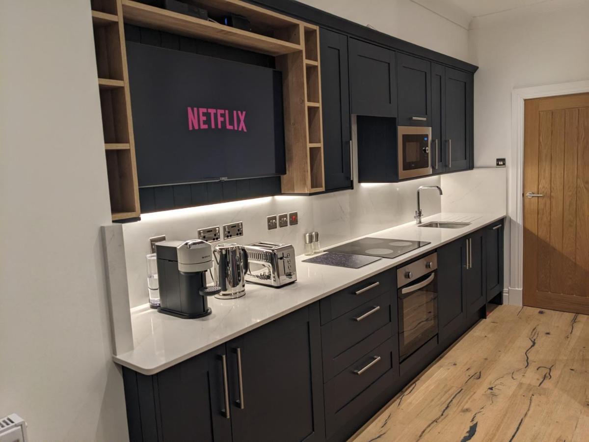 Modern Aptmt, 2 Stops To Central London, Smart Lock, Netflix Ealing Εξωτερικό φωτογραφία