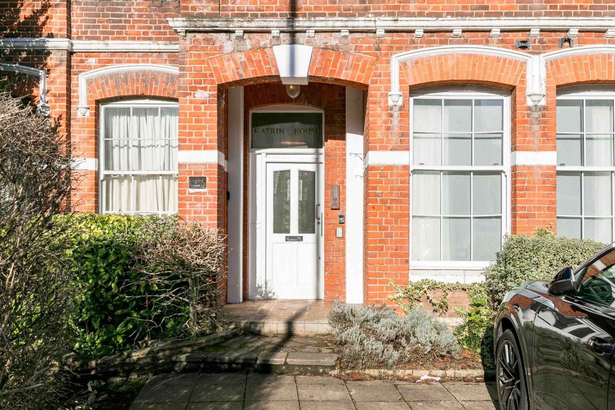 Modern Aptmt, 2 Stops To Central London, Smart Lock, Netflix Ealing Εξωτερικό φωτογραφία